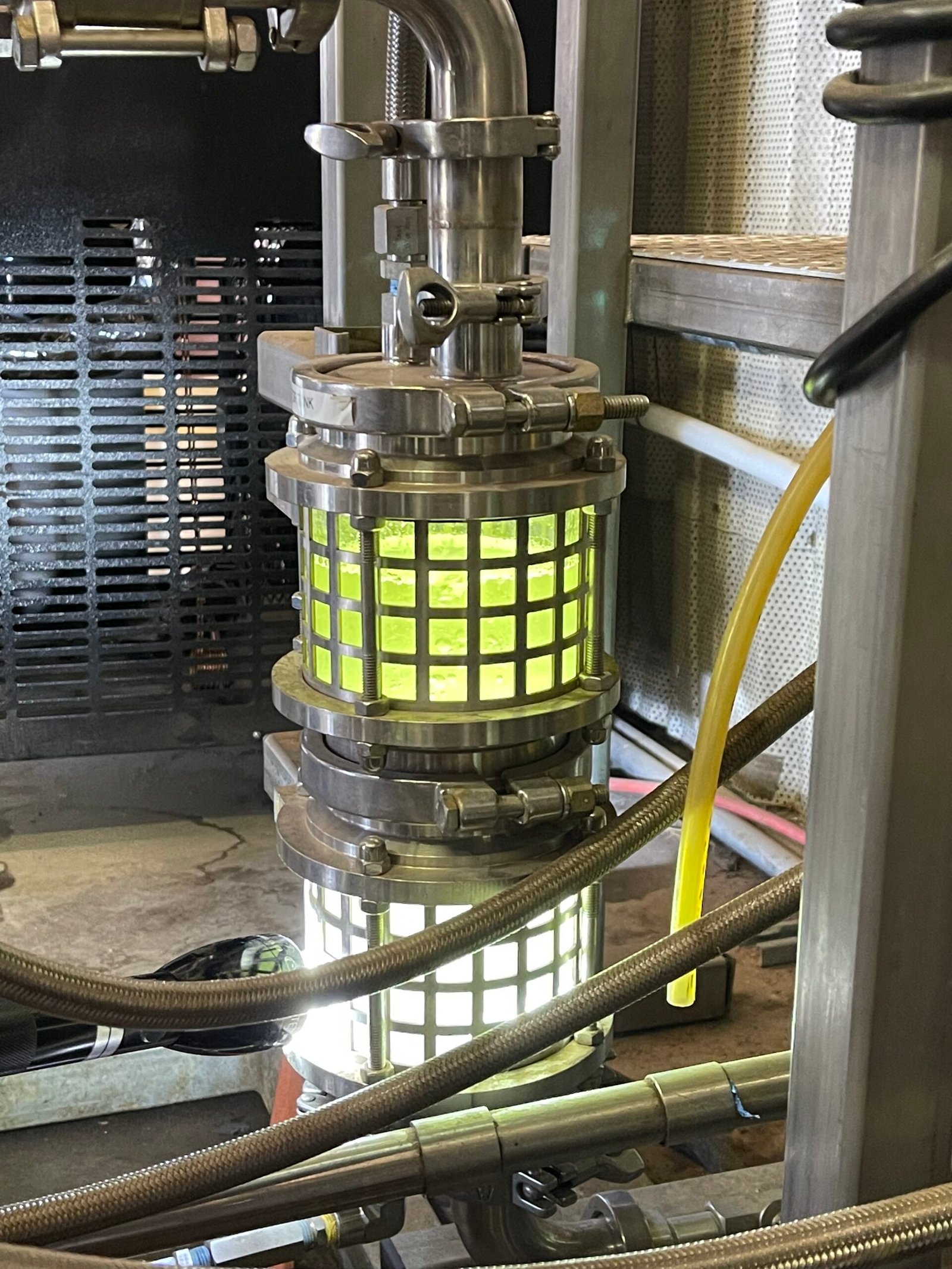 Solventless extraction within 30 minutes for the most potent live resins on the market.